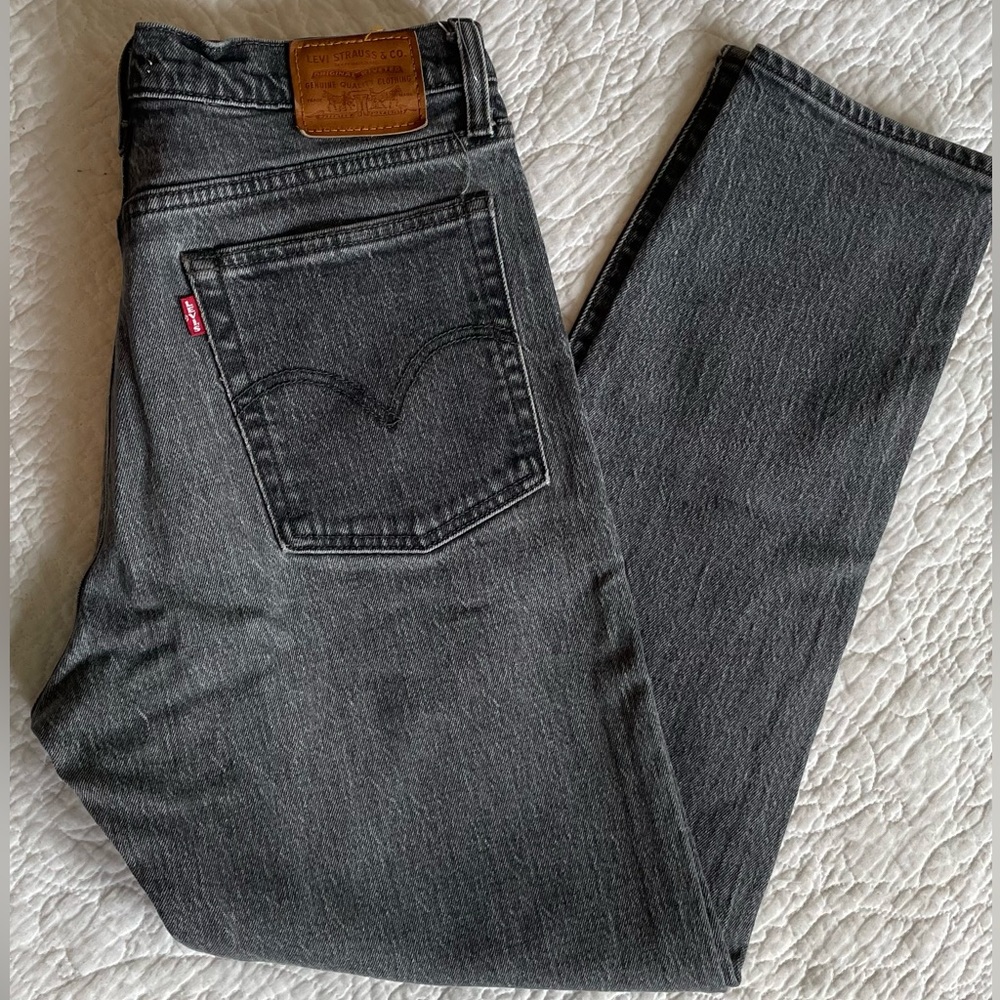 Levi’s DARK GREY ‘Wedgie’ Ankle Jeans (Size: US W29)